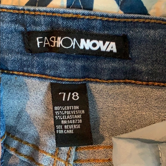 Jeans - Picture 2 of 2